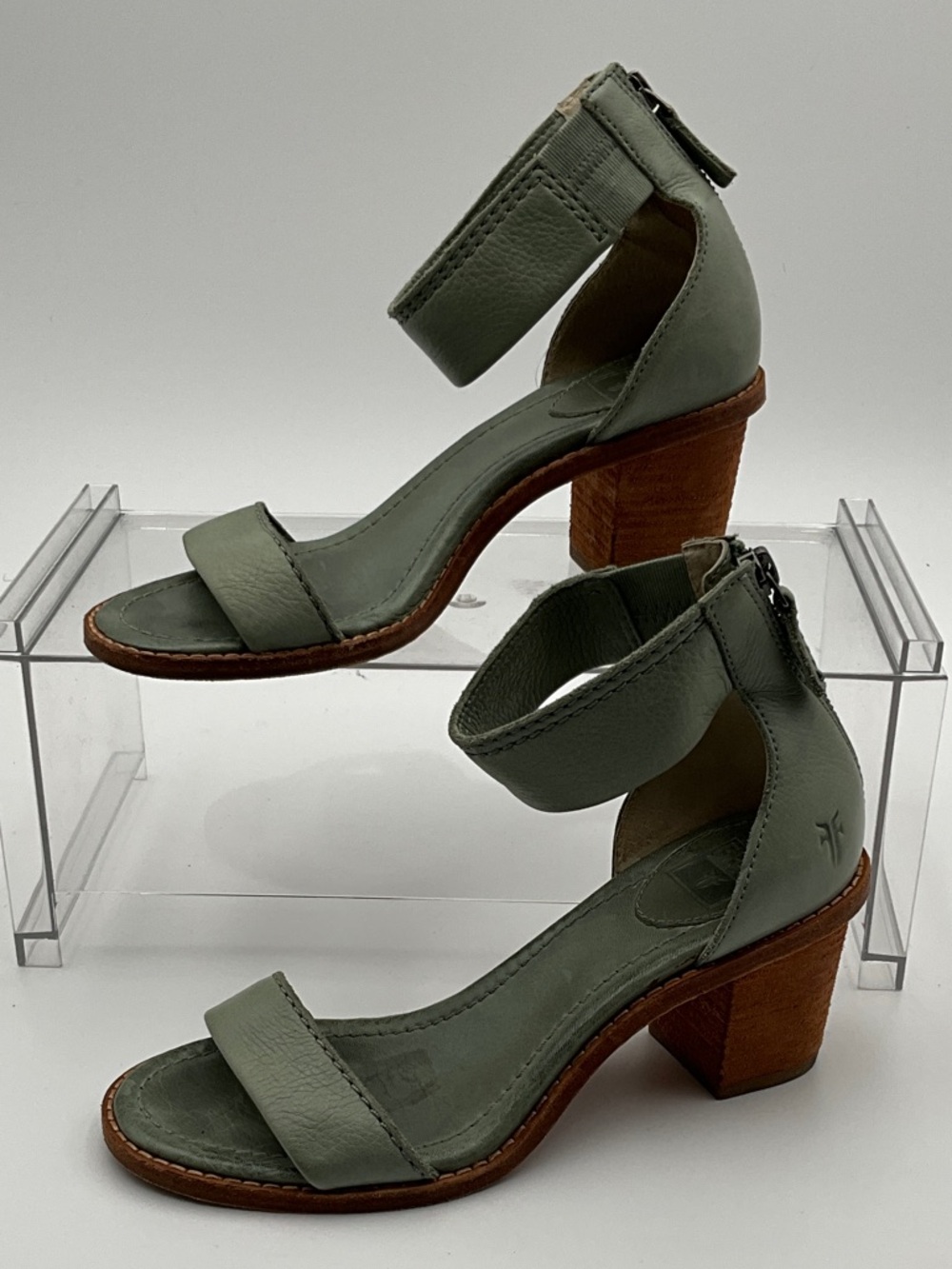 Frye Brielle sandals Green Leather Ankle-Strap Block Heel 5.5 W